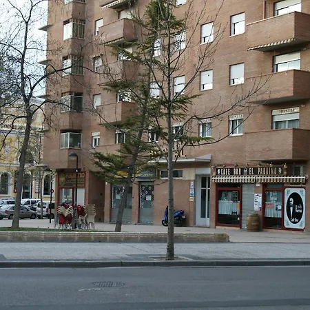 Hostal Puente de Piedra-3