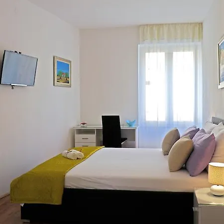 A&M Apartment And Rooms-3