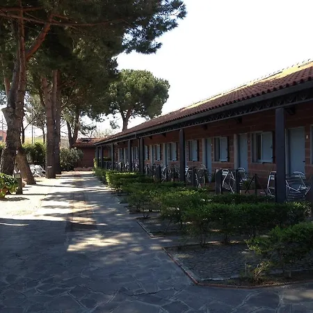 Appartamenti Villaggio Internazionale-3