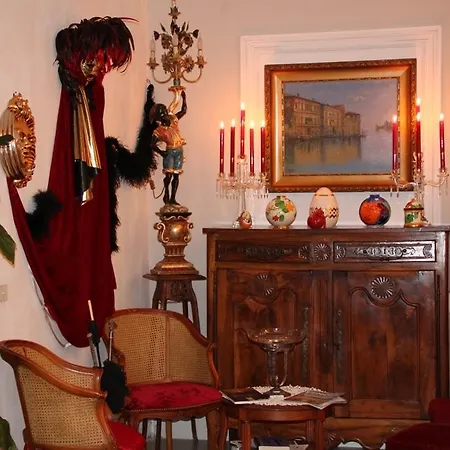 Le Petit Château-2
