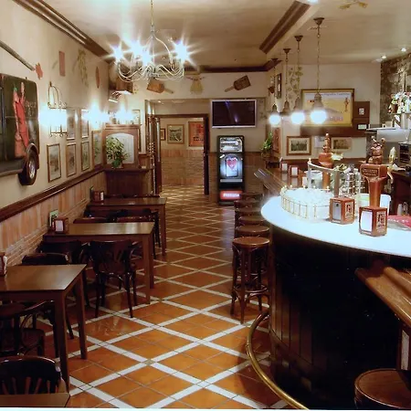 Hostal El Jardín-2