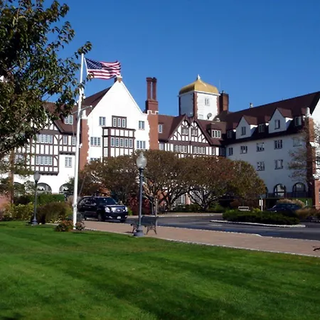Montauk Manor-2