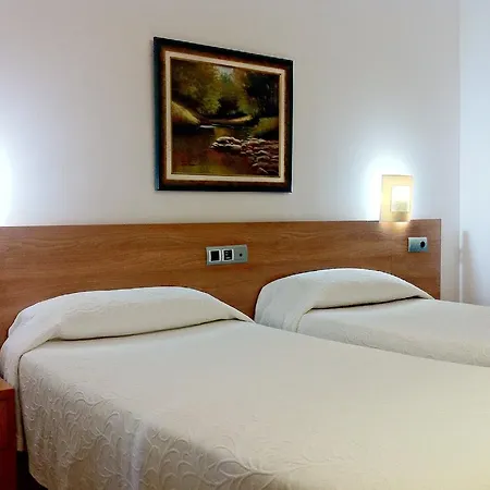 Hostal Del Carmen-2