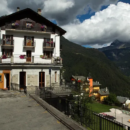 Hotel Roseg-3