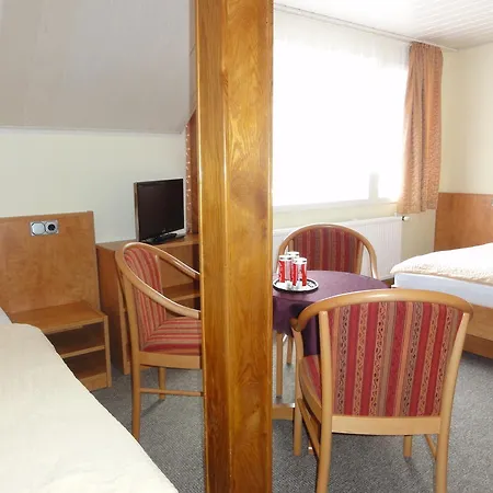Hotel Garni Melchendorf-3