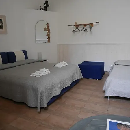 4 Camere A Trani-3