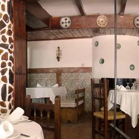 Hostal Emilia-3