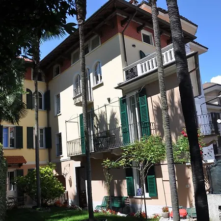 Casa Lari Stresa-2
