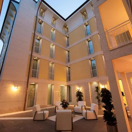 Residenza Agnello D'Oro-2