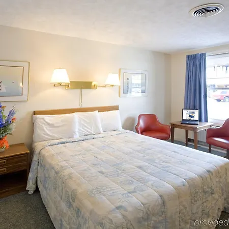 Americas Best Value Inn-3