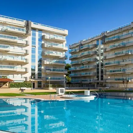 Rentalmar Larimar Apts-3