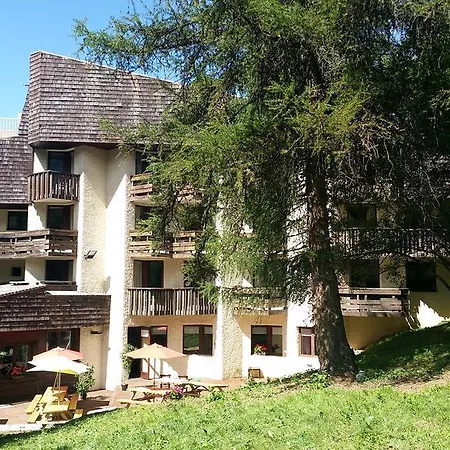 Hôtel Les Trappeurs-3