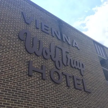 Vienna Wolf Trap Hotel-3