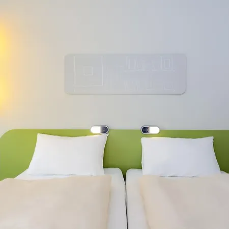 Ibis Budget Concarneau-3