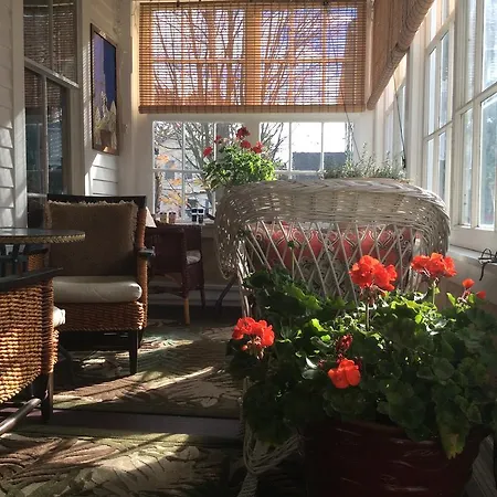 Fair Street Guest House-2