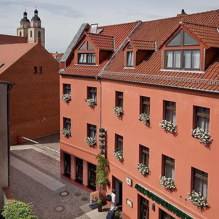 Hotel-Pension Am Schwanenteich-3