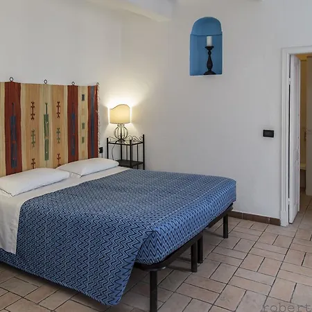 Camere Anna-2