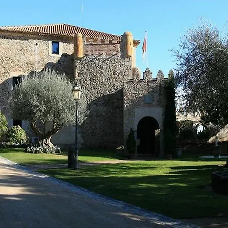 Hotel Castell De L'Oliver-2
