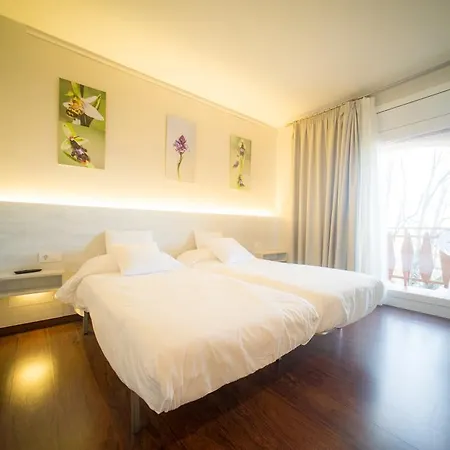 El Pi De Sant Just - Habitacions - Only Bed-3