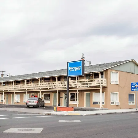 Rodeway Inn & Suites Pendleton-2