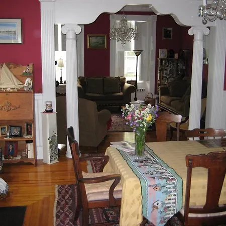 Historic Hill Inn-2