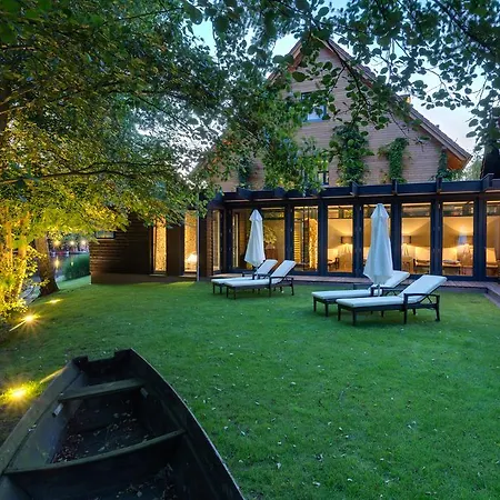 Hotel Strandhaus - Boutique Resort & Spa-3