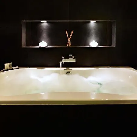 Ams Suites-3