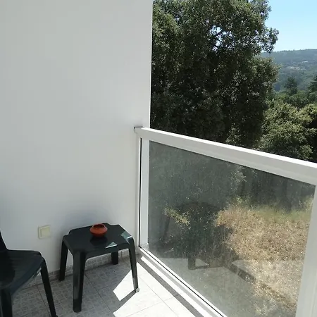Hospedaria Descansa Pernas-3