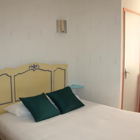 Hotel Republique-2