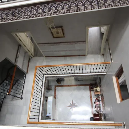 Hostal Roma-2