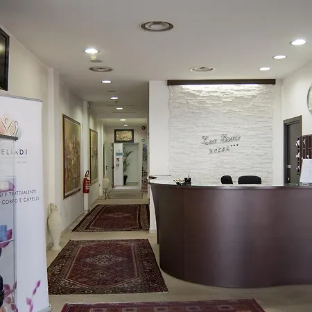 Hotel Leon Bianco-3