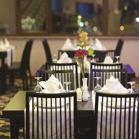 The City Hotel-2