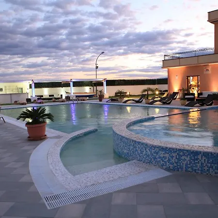 Grand Hotel Paradiso-2