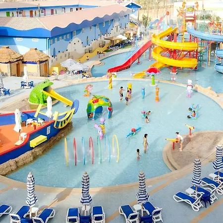 Swiss Inn Teda Hotel & Aqua Park-3
