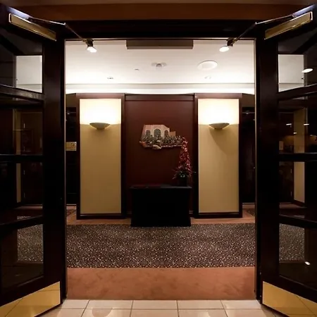 Capital Hill Hotel & Suites-2