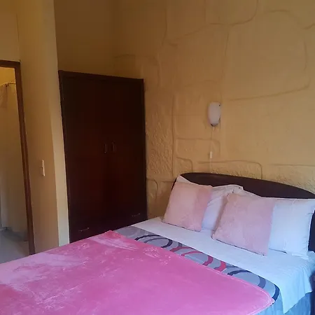 Caldeira Guest House-3