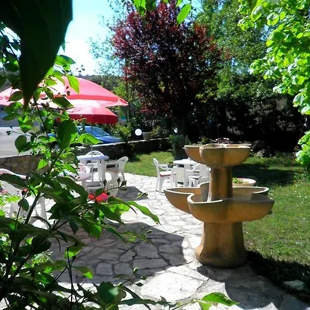 La Pierre Lys-2