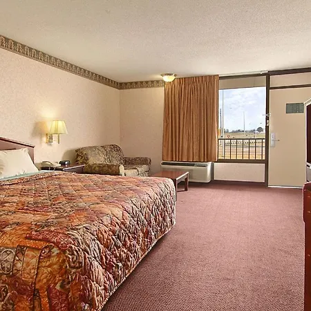 Days Inn By Wyndham Martin-2