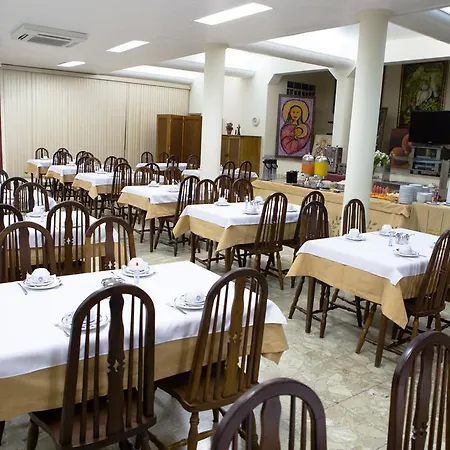 Kafe Hotel-2
