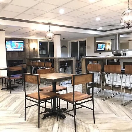 Cresthill Suites Suny University Albany-2