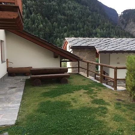 Villaggio delle Alpi-3