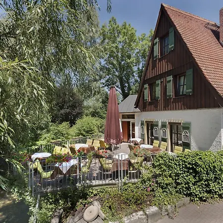 Hotel Restaurant Lohmühle-3