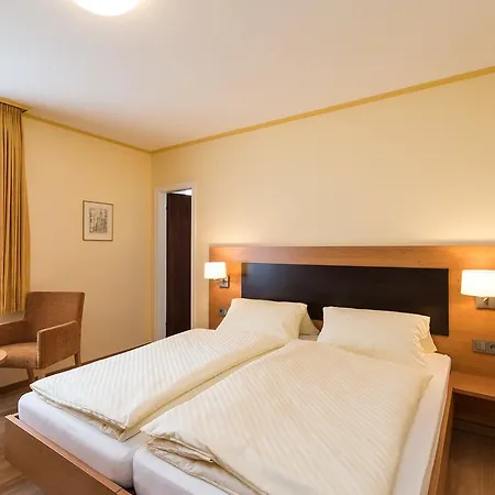 Hotel Hirschen-2