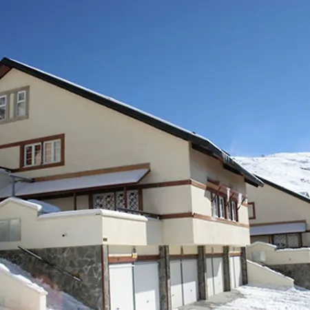 Residencial Las Tuyas-3