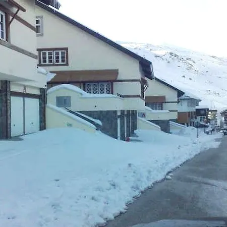 Residencial Las Tuyas-2