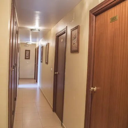 Hostal DP El Pilar-3