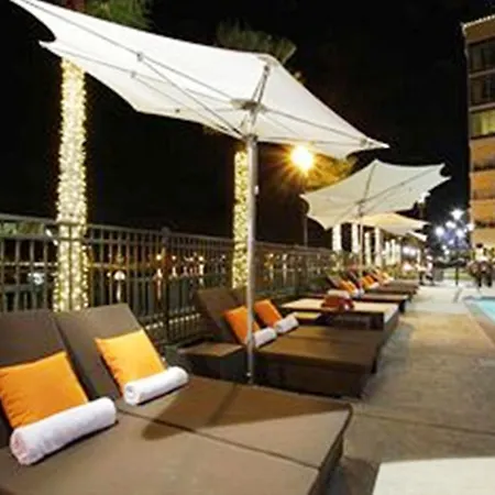 University Plaza Waterfront Hotel-2