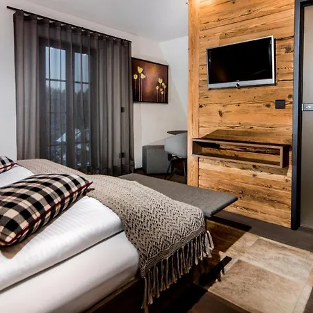 Hotel-Gasthof Adler-2