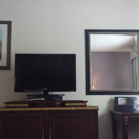 Americas Best Inn & Suites Urbana-2