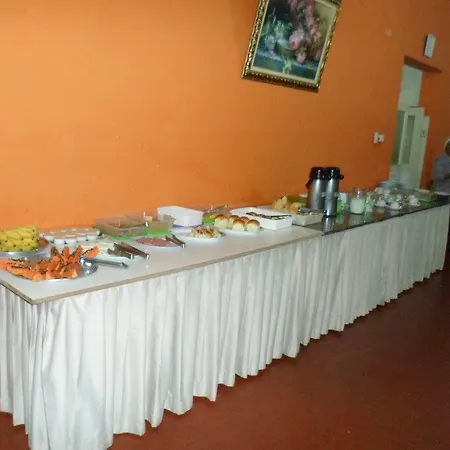 Hotel Capri-3